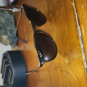 Brown rayban sunglasses